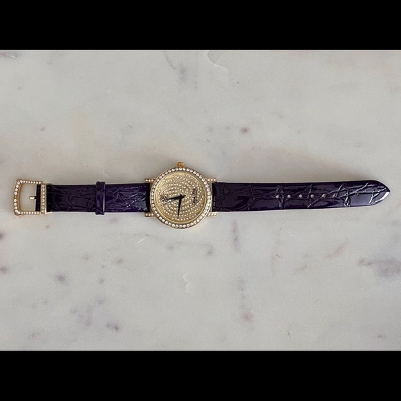 Victoria Wieck purple watch - Picture 4 of 7